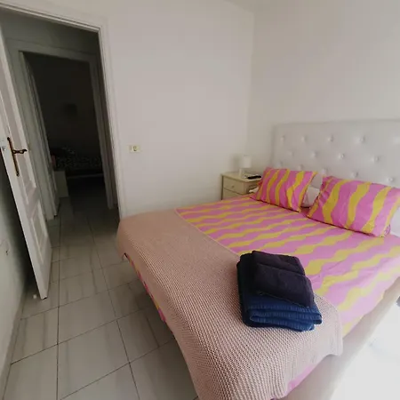 Alquilaencanarias-medano Colon Center, Near The