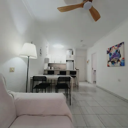 Alquilaencanarias-medano Colon Center, Near The